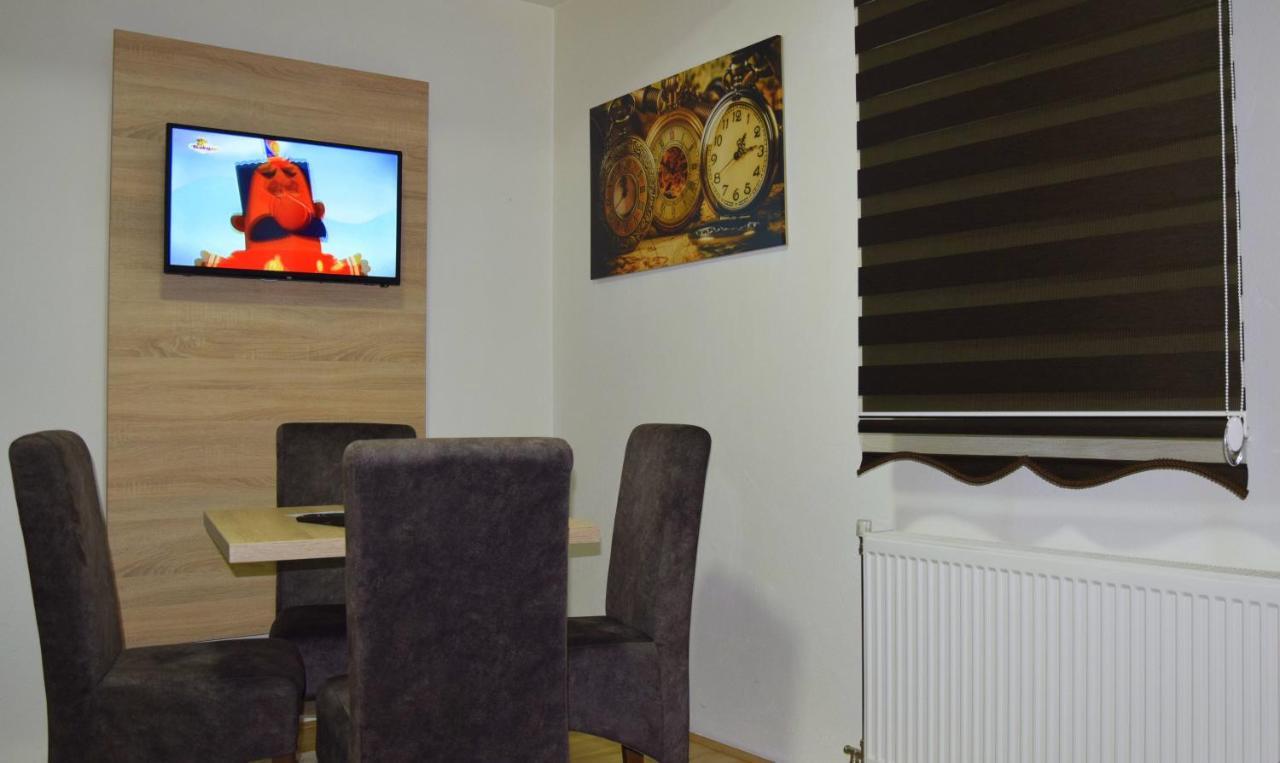 Apartmani Maric Novi Pazar Exterior foto