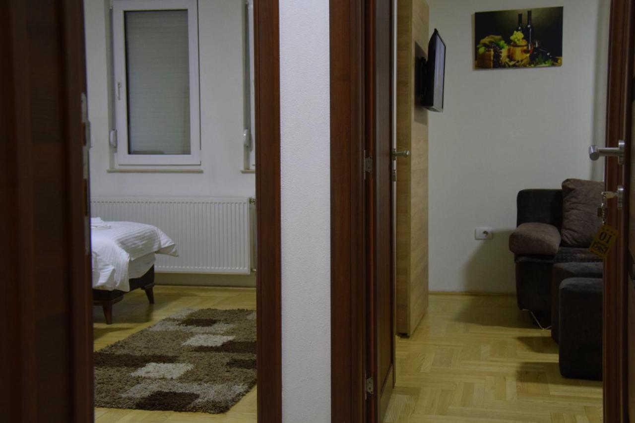 Apartmani Maric Novi Pazar Exterior foto