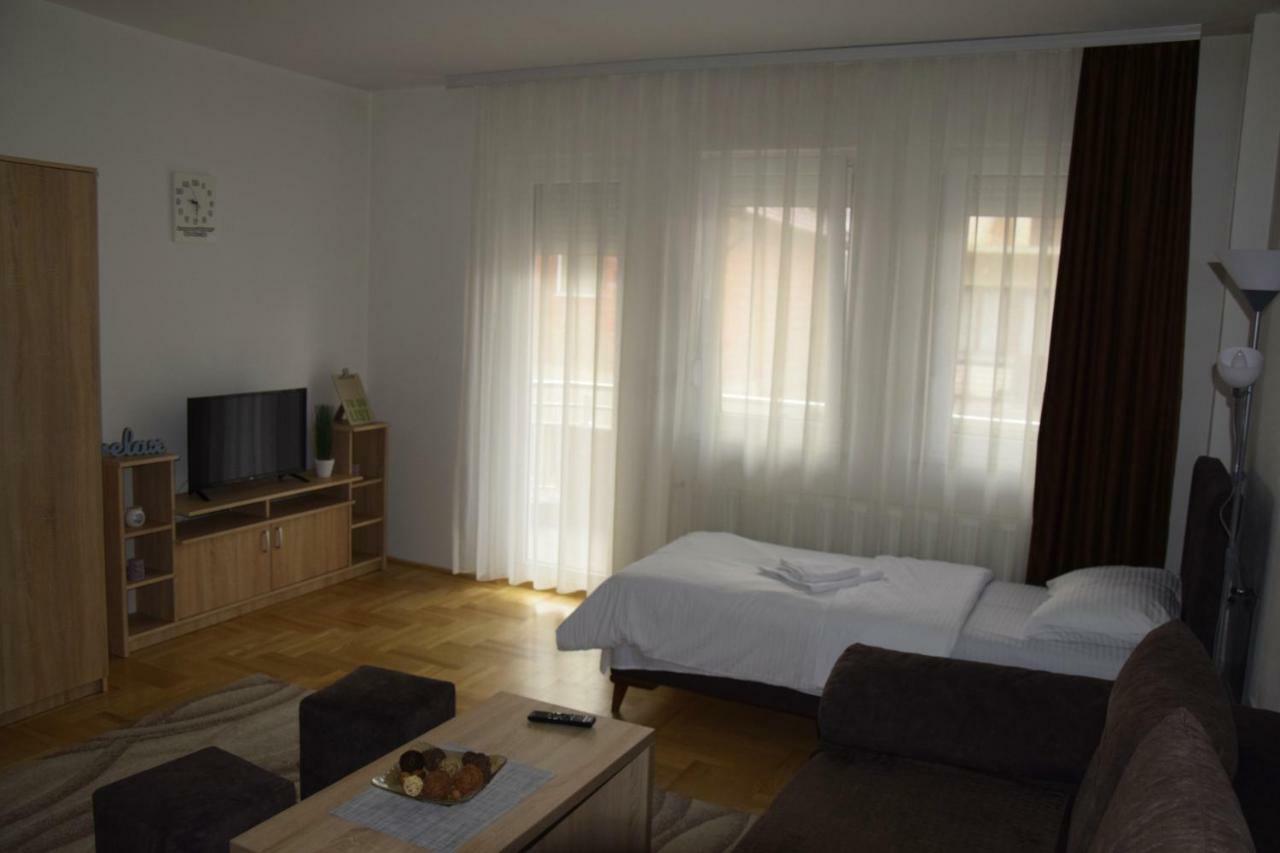 Apartmani Maric Novi Pazar Exterior foto
