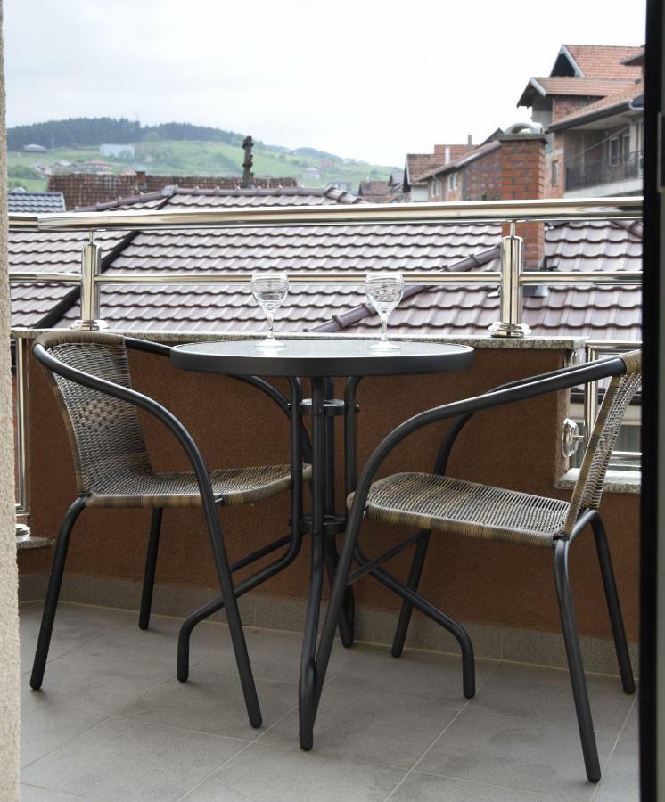Apartmani Maric Novi Pazar Exterior foto