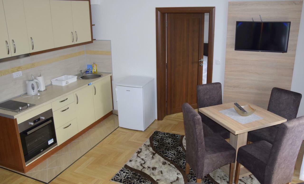 Apartmani Maric Novi Pazar Exterior foto